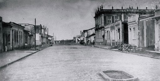 Fotografia - Grupo Escolar 15 de Outubro - Canavieiras-BA - Prédio com Dois Pavimentos -Foto Histórica da Primeira Metade do Século XX