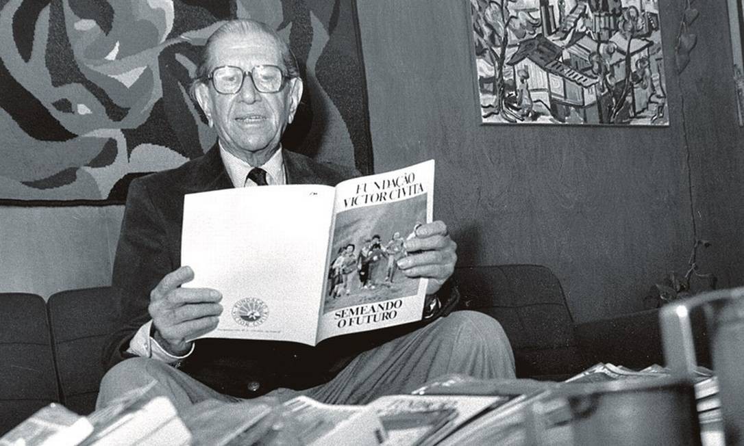 Fonte: https://r.search.yahoo.com/_ylt=Awrigi1n7Wdn1gMYBHv.6Qt.;_ylu=c2VjA2ZwLWF0dHJpYgRzbGsDcnVybA--/RV=2/RE=1734893031/RO=11/RU=https%3a%2f%2fepoca.globo.com%2fdoutor-roberto-seu-victor-o-concorde-23504508/RK=2/RS=TsKWSPLKuzGGE9AYmMhTc0dbS.E-